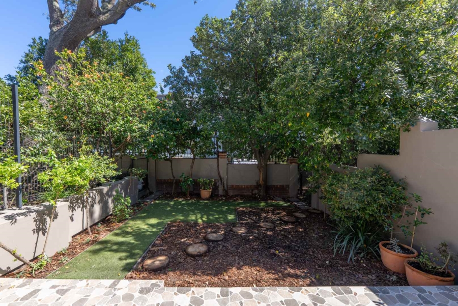 3 Bedroom Property for Sale in Gardens Western Cape